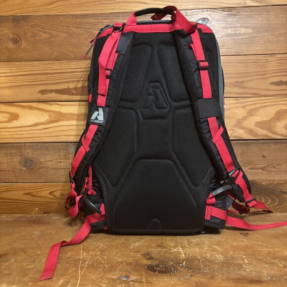 First Ascent Backpack - Picture 4 of 7